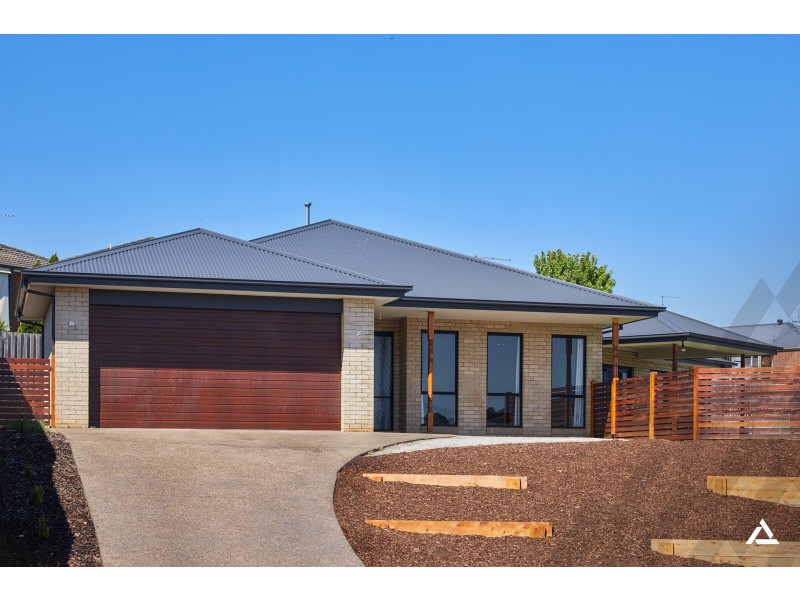 19 Rimfire Avenue, Drouin VIC 3818