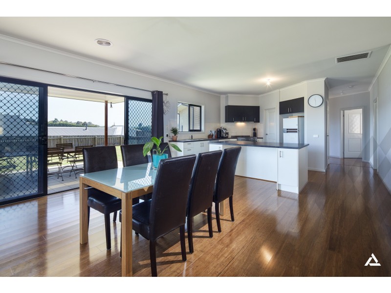 19 Rimfire Avenue, Drouin VIC 3818