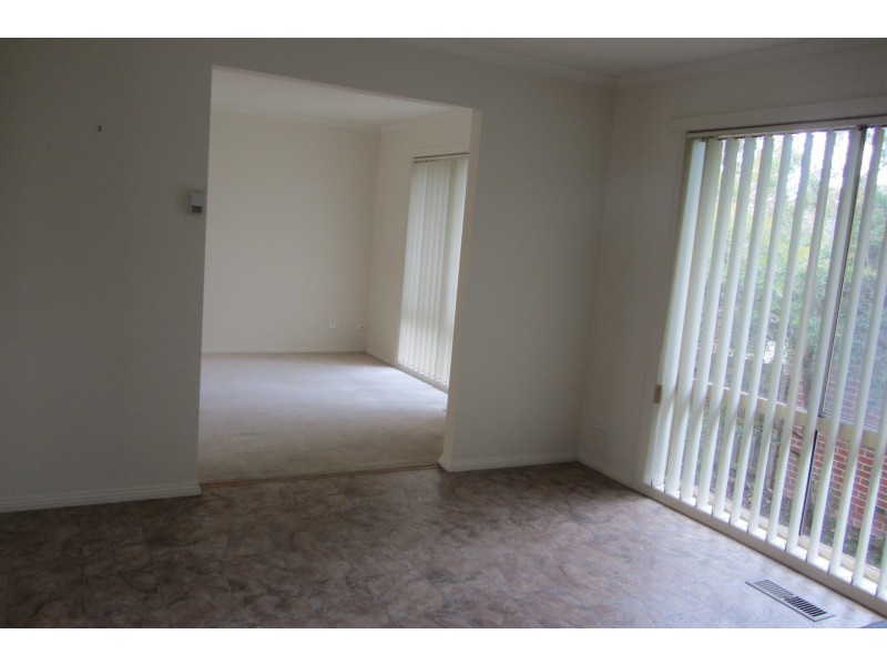 2/96 Burke Street, Warragul VIC 3820