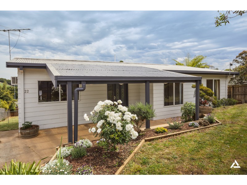 22 Paterson Street, Drouin East VIC 3818