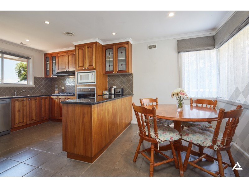 11 Edinburgh Street, Warragul VIC 3820