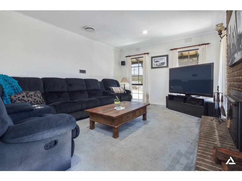 6 Centenary Drive, Trafalgar VIC 3824