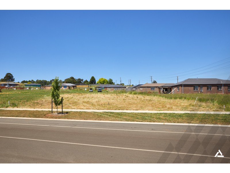 6 Emberwood Road, Warragul VIC 3820