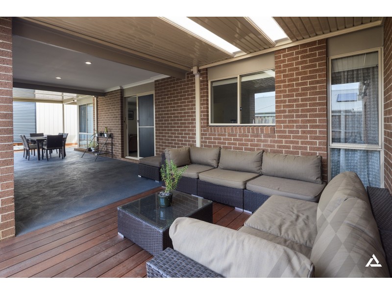 15 Highland Way, Warragul VIC 3820