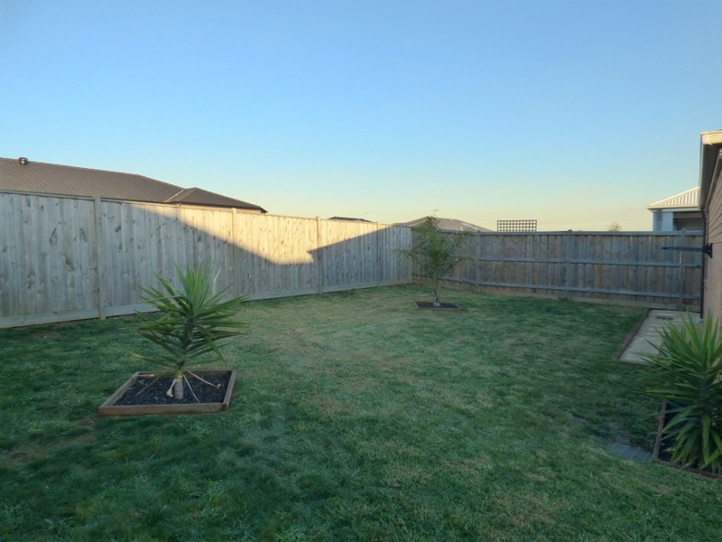 24 Skyline Drive, Warragul VIC 3820