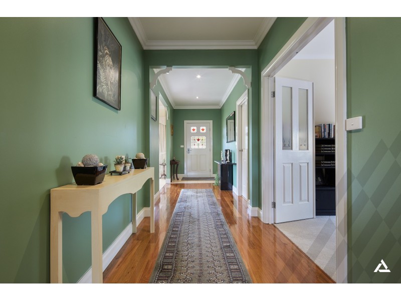 12 Munro Street, Warragul VIC 3820