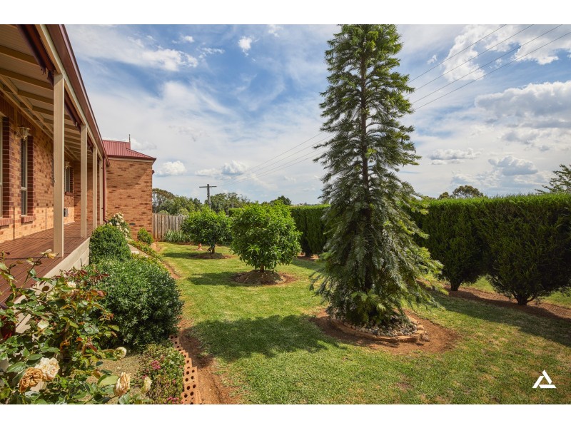 12 Munro Street, Warragul VIC 3820