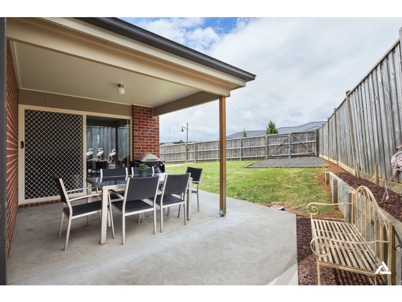183 Twin Ranges Drive, Warragul VIC 3820