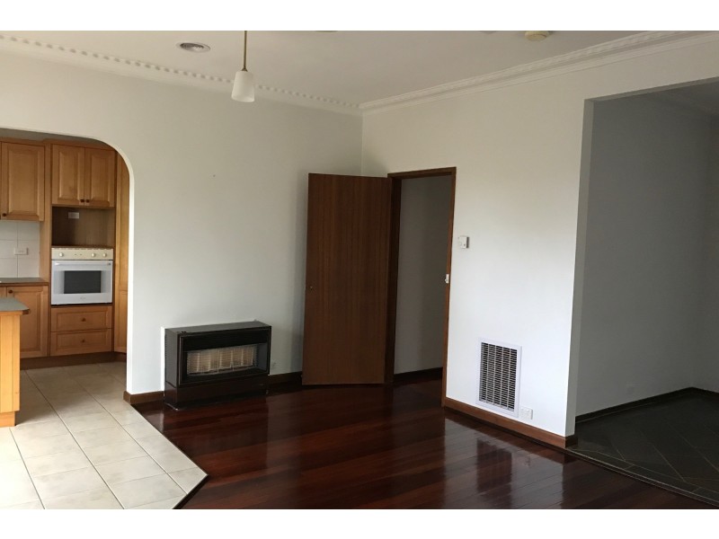 9 Davies Street, Warragul VIC 3820