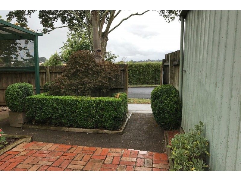 9 Davies Street, Warragul VIC 3820