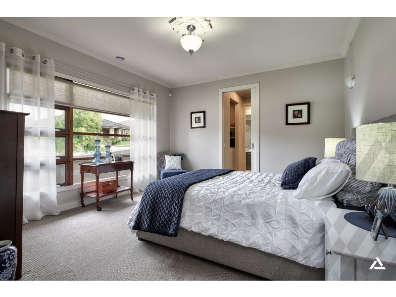 6 Cedarwood Drive, Warragul VIC 3820