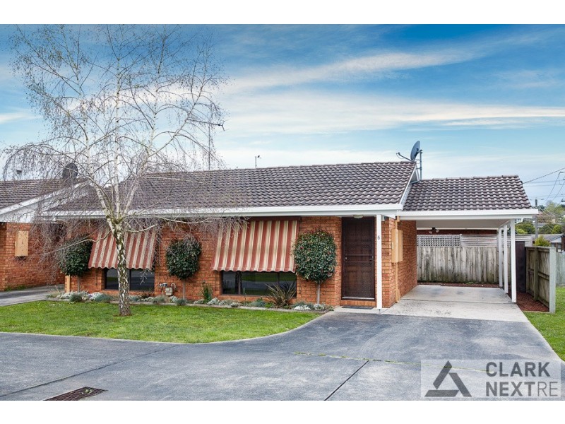 5/16 Cambridge Drive, Warragul VIC 3820