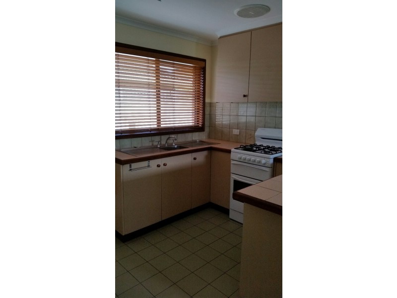 5/16 Cambridge Drive, Warragul VIC 3820