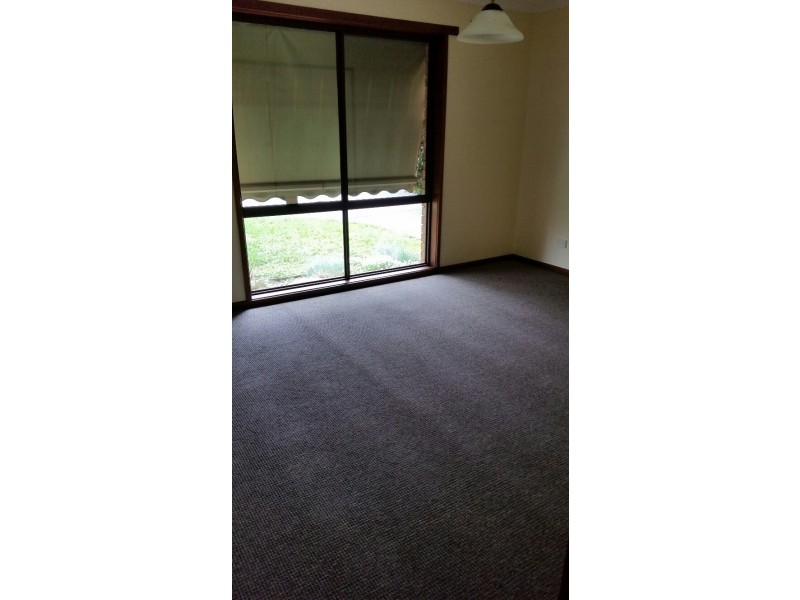 5/16 Cambridge Drive, Warragul VIC 3820