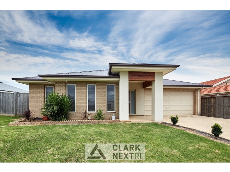 14 Bexley Boulevard, Drouin VIC 3818