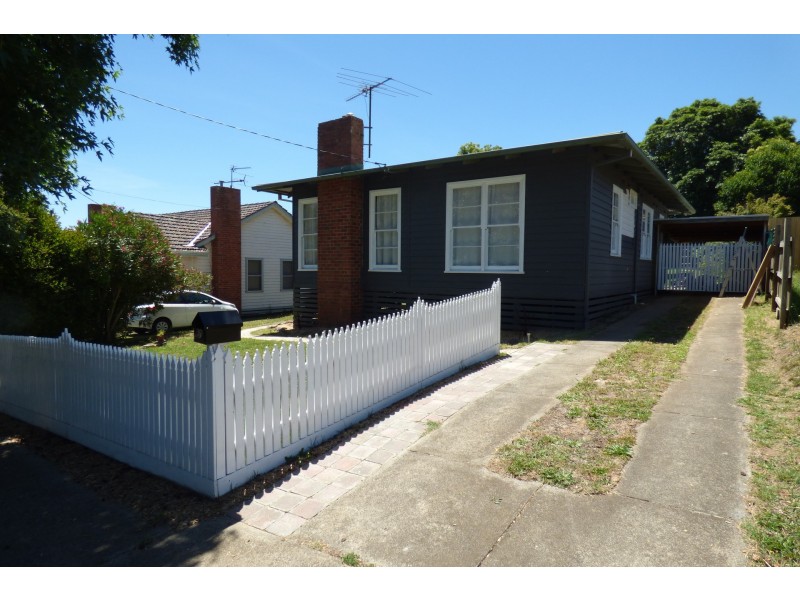 9 Kingston Street, Warragul VIC 3820