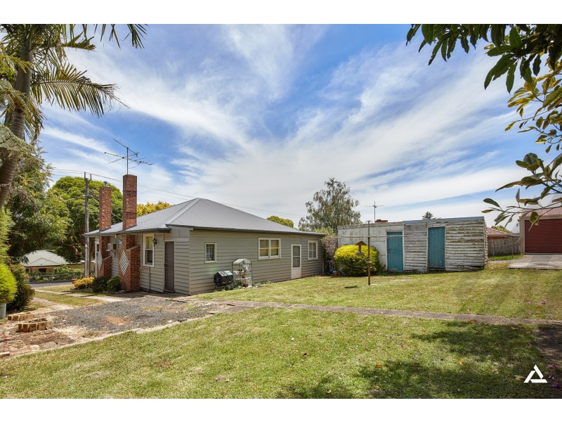 37 Church Street, Drouin VIC 3818