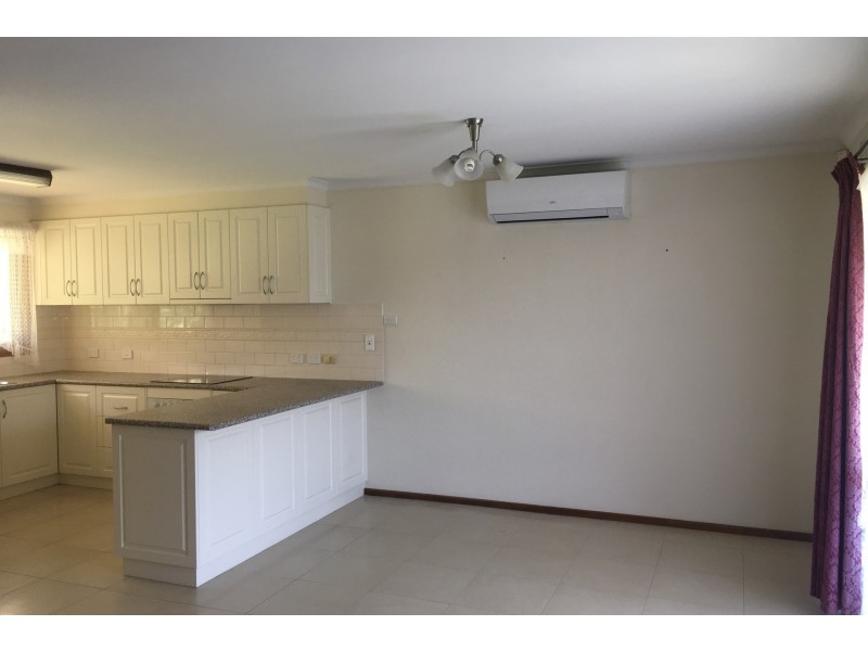 2/15 Clifford Street, Warragul VIC 3820