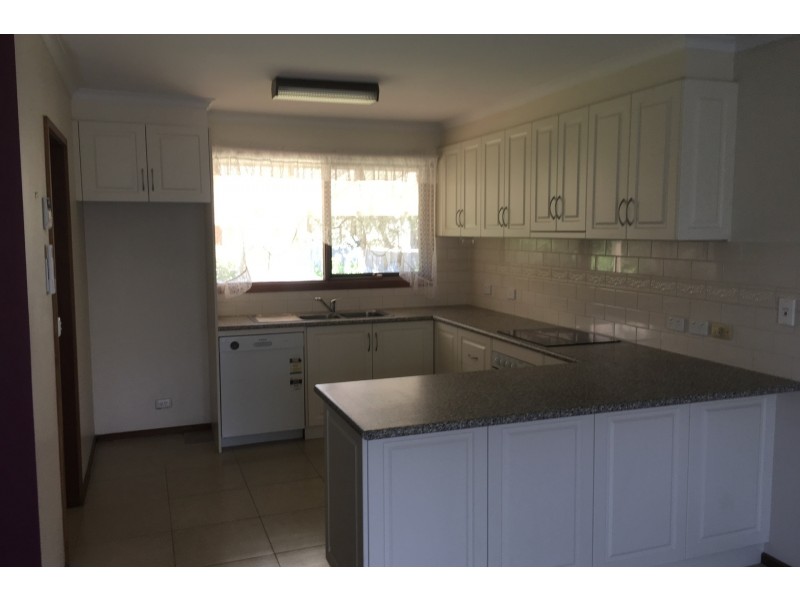 2/15 Clifford Street, Warragul VIC 3820