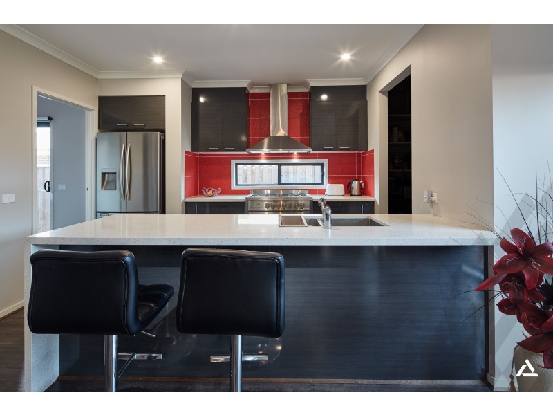 13 Cromwell Road, Warragul VIC 3820