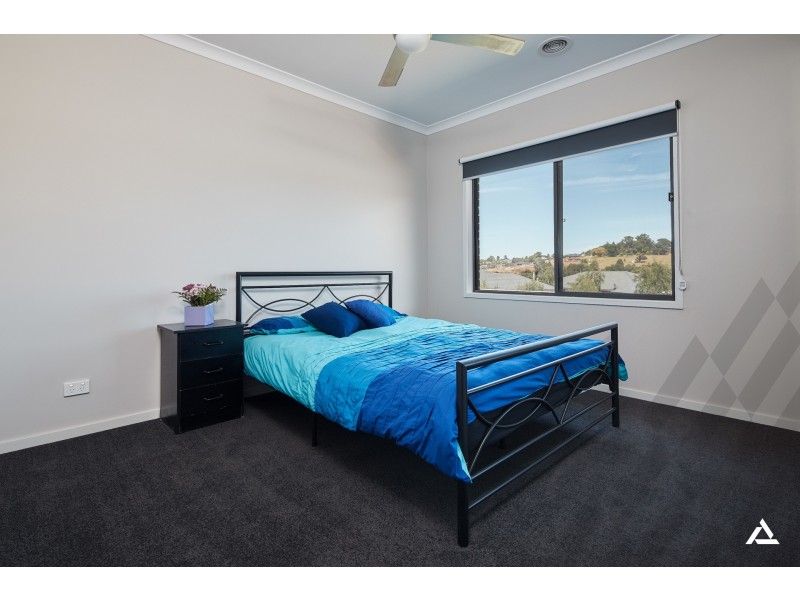 13 Cromwell Road, Warragul VIC 3820