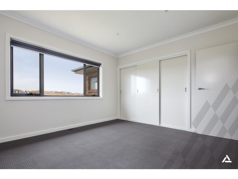 42 Grange Crescent, Warragul VIC 3820