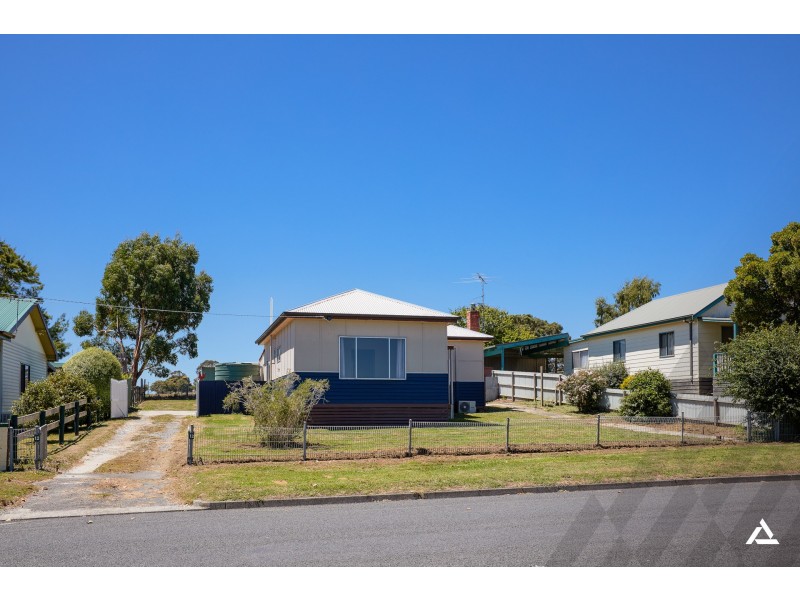 12 Drouin Road, Poowong VIC 3988