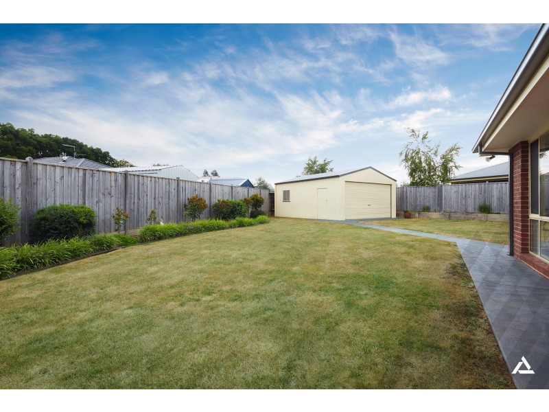 6 Hawkesburn Court, Warragul VIC 3820