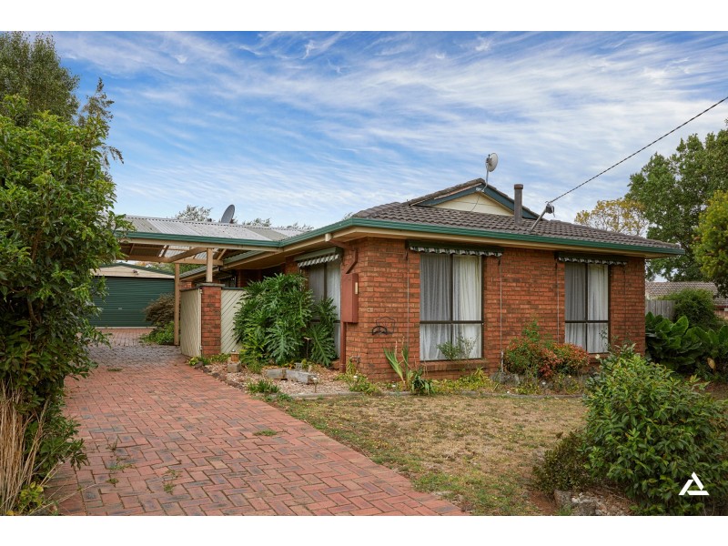 27 Pettit Street, Warragul VIC 3820