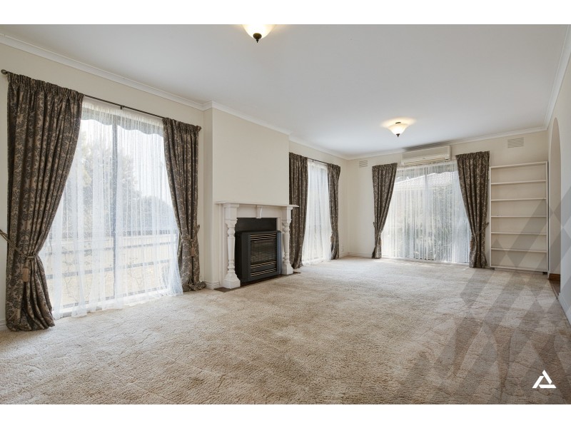 27 Pettit Street, Warragul VIC 3820