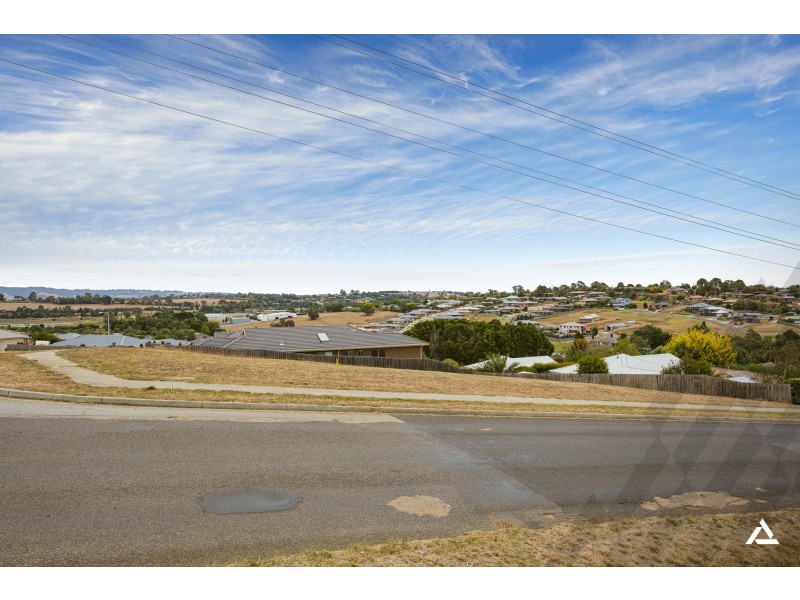 2 Bladen Street, Warragul VIC 3820