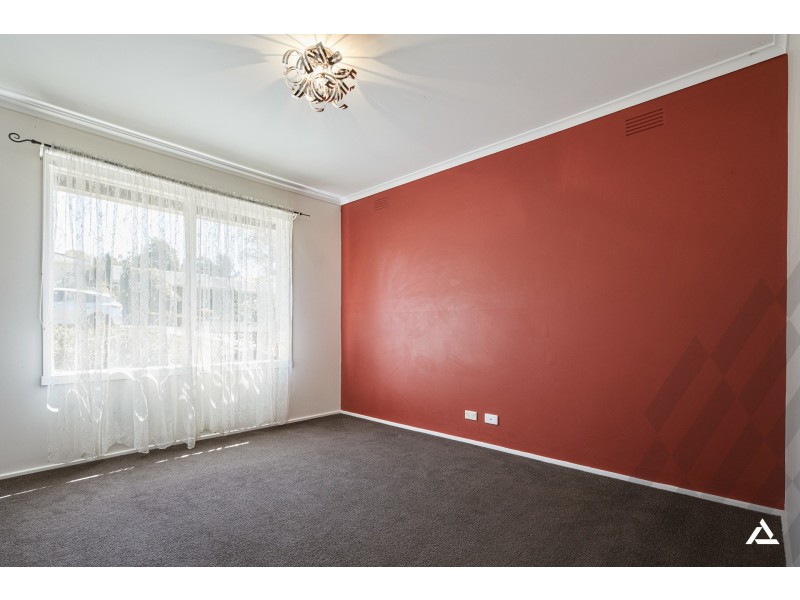 16 Boronia Street, Warragul VIC 3820