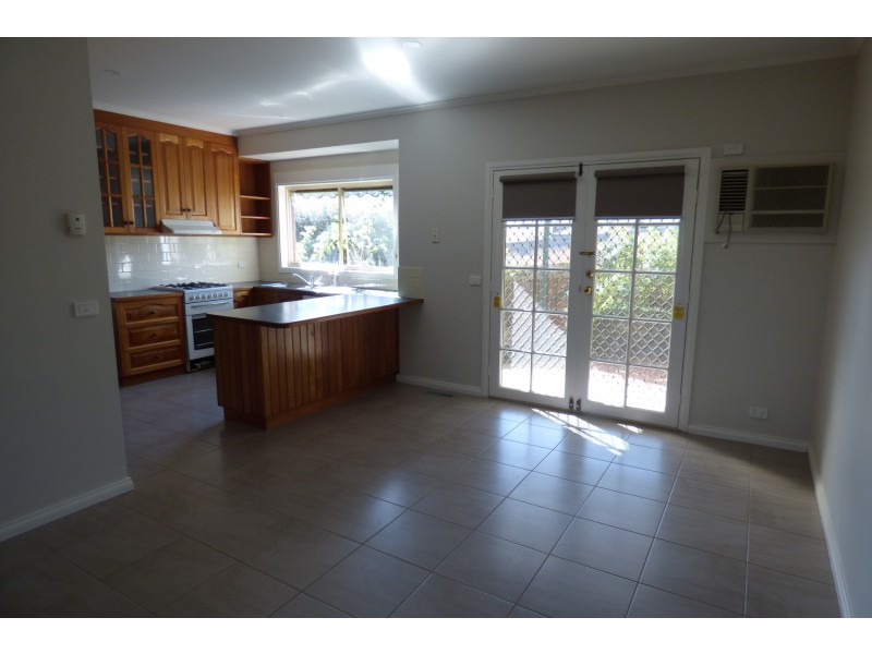 1 Maple Way, Warragul VIC 3820