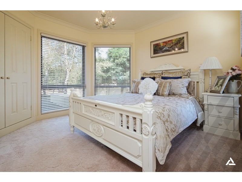 1 Oak Court, Warragul VIC 3820