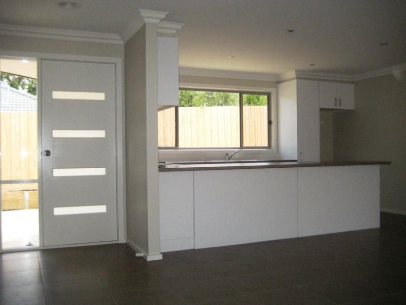 2/15 Normanby Street, Warragul VIC 3820