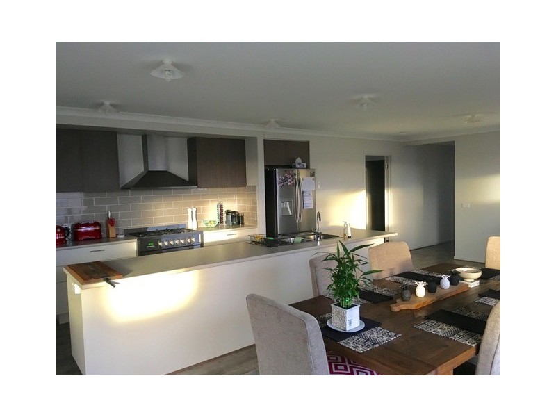 77 Silkwood Drive, Warragul VIC 3820