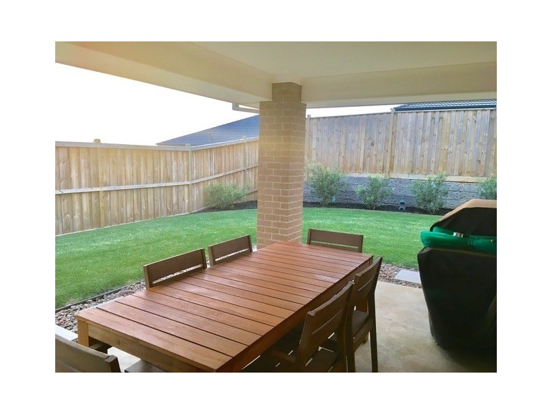 77 Silkwood Drive, Warragul VIC 3820