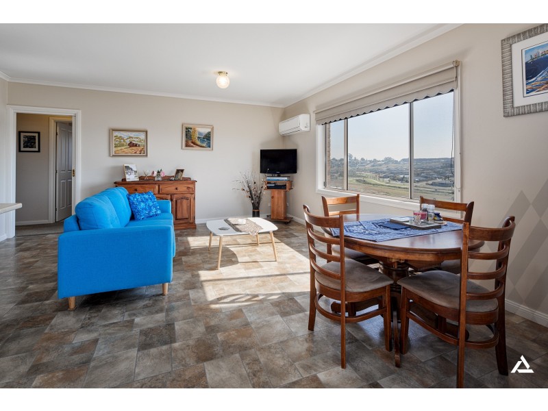 47 Walker Drive, Drouin VIC 3818