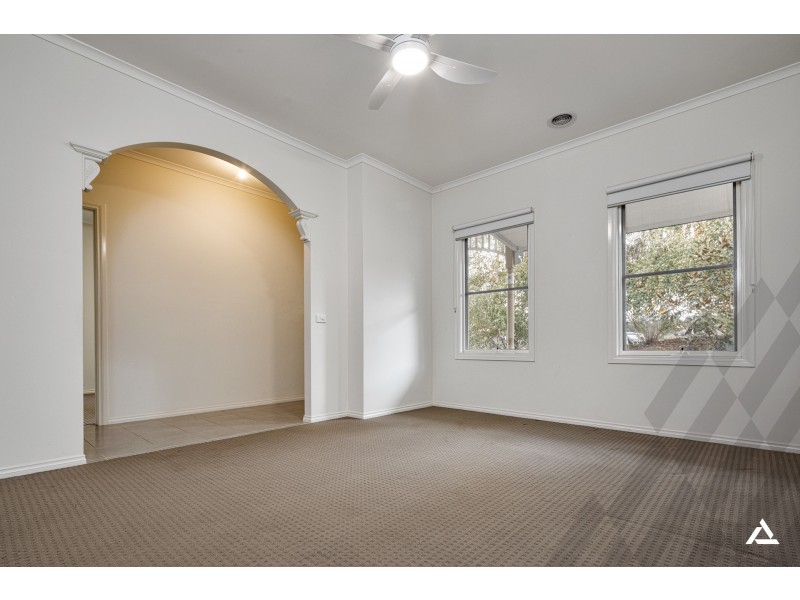 4 Todman Street, Drouin VIC 3818