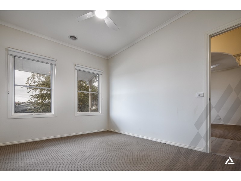 4 Todman Street, Drouin VIC 3818