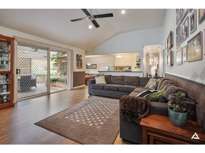 2 Lindenell Drive, Drouin VIC 3818
