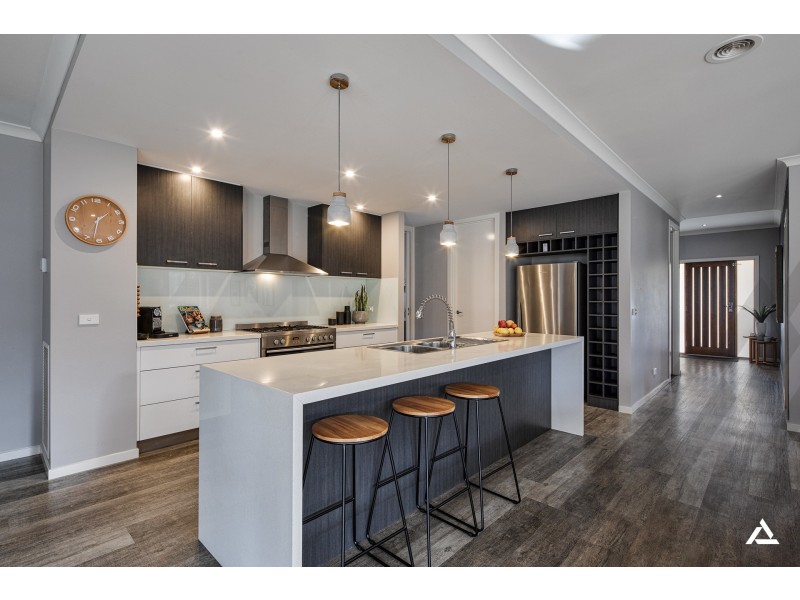 10 Kensington Drive, Warragul VIC 3820