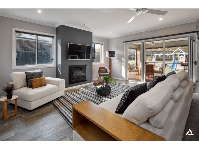 10 Kensington Drive, Warragul VIC 3820