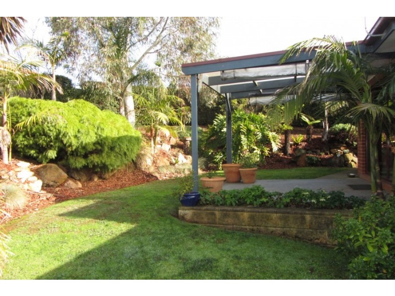 4 Nicolas Court, Warragul VIC 3820