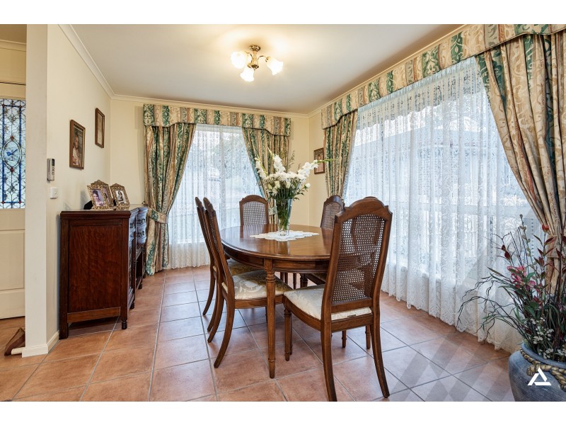 20 Flaxmill Close, Drouin VIC 3818