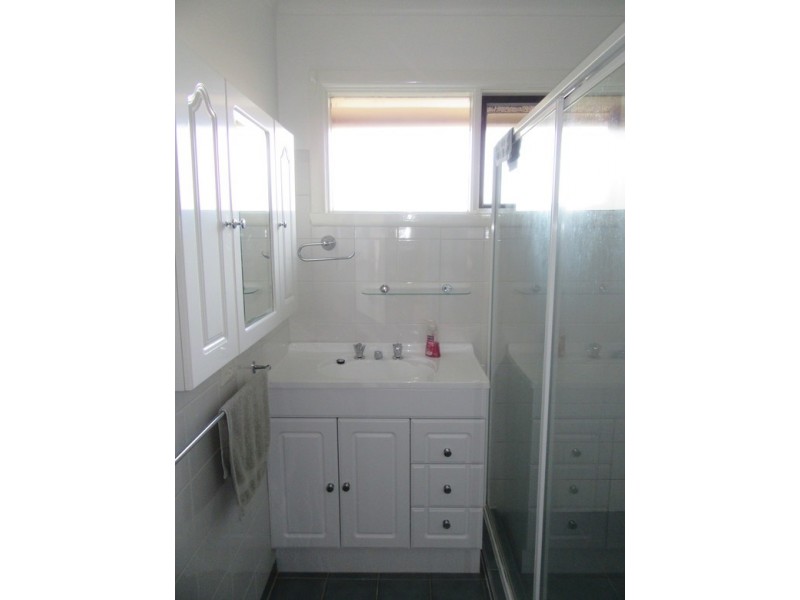 2/6 Churchill Street, Warragul VIC 3820