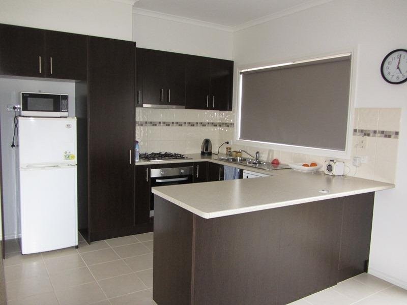 77 Cook Street, Drouin VIC 3818