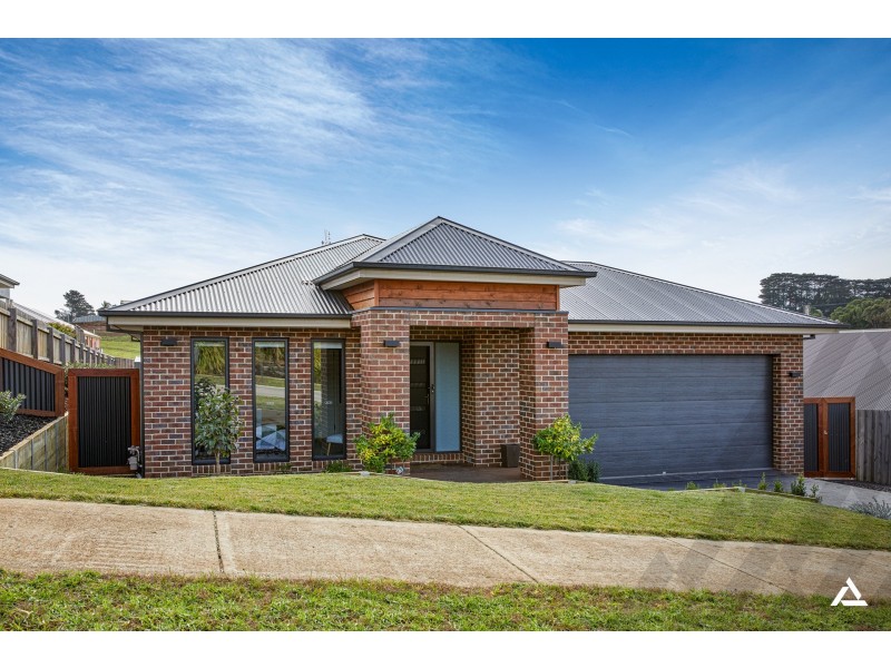 54 Myrtle Crescent, Warragul VIC 3820