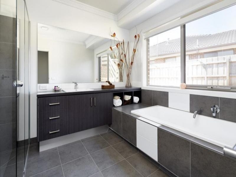 4 Paulan Court, Warragul VIC 3820