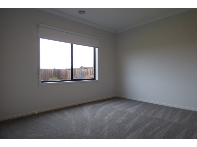 10 Ashdown Drive, Warragul VIC 3820